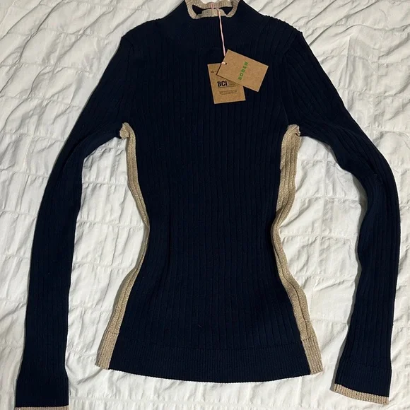 Boden Navy and Tan Ribbed Sweater - Picture 1 of 7